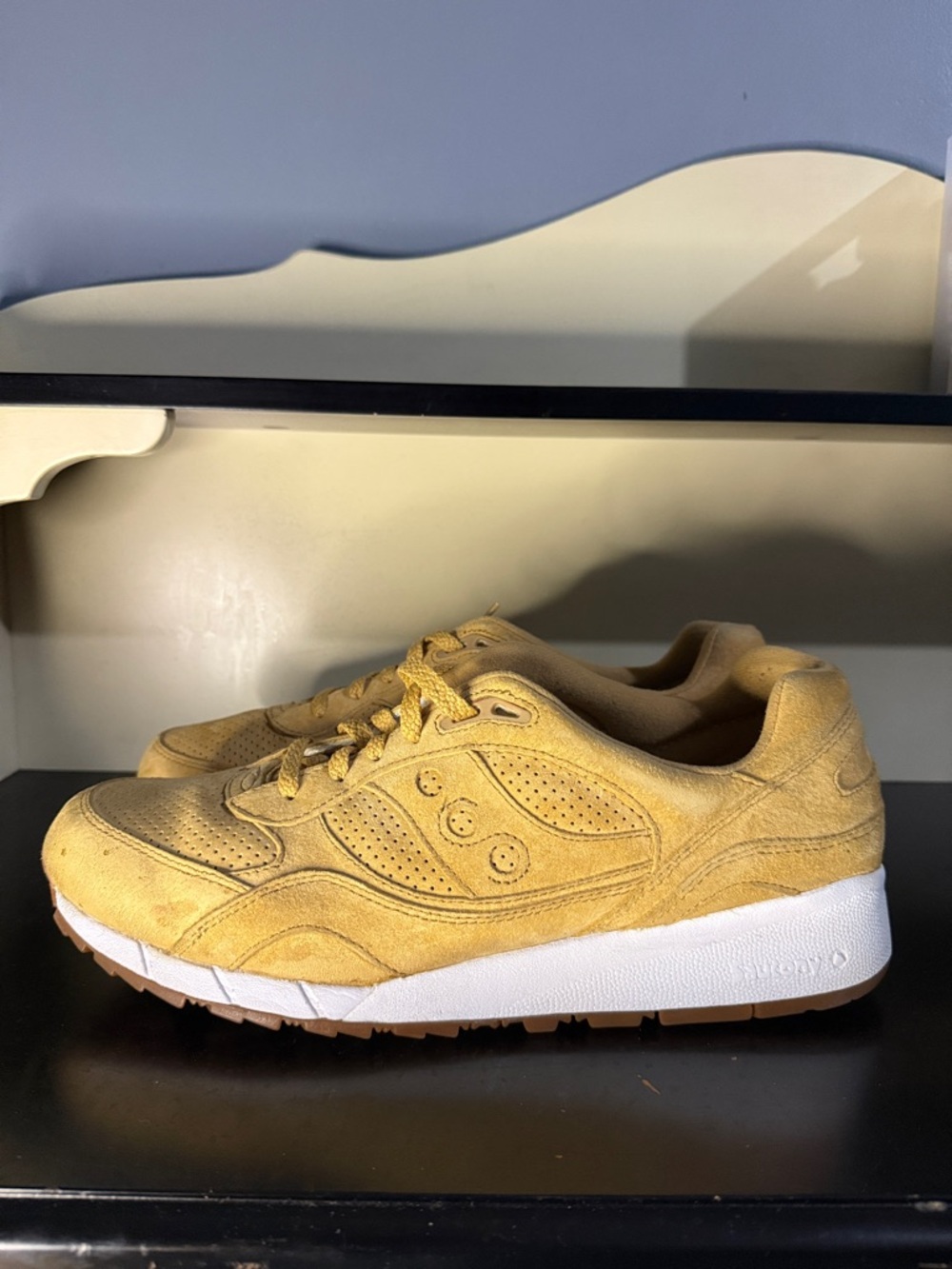 Men’s saucony shadow 6000 Irish coffee pack whiskey seude. Size 14